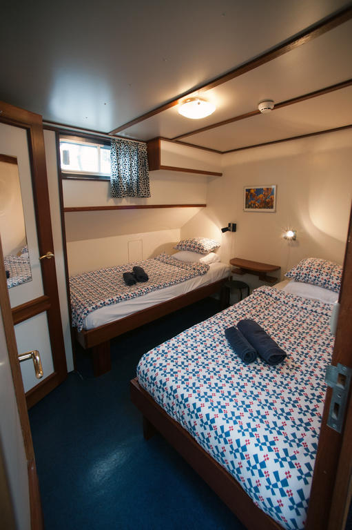 Hotelboot Sarah Amesterdão Quarto foto